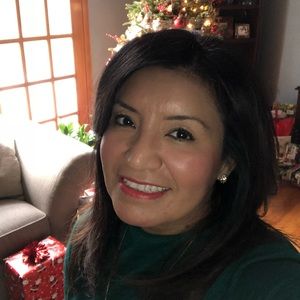 Meet your Posher, Janet